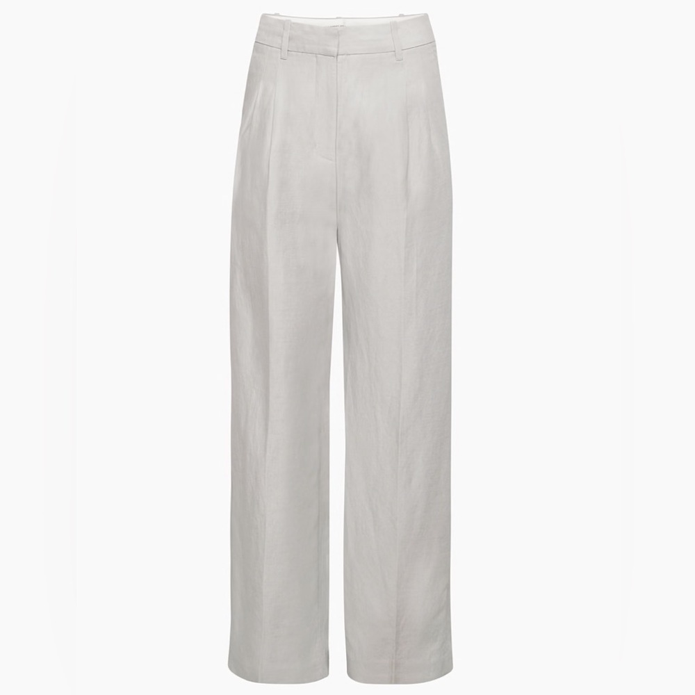 NWOT Aritzia Effortless Pant
